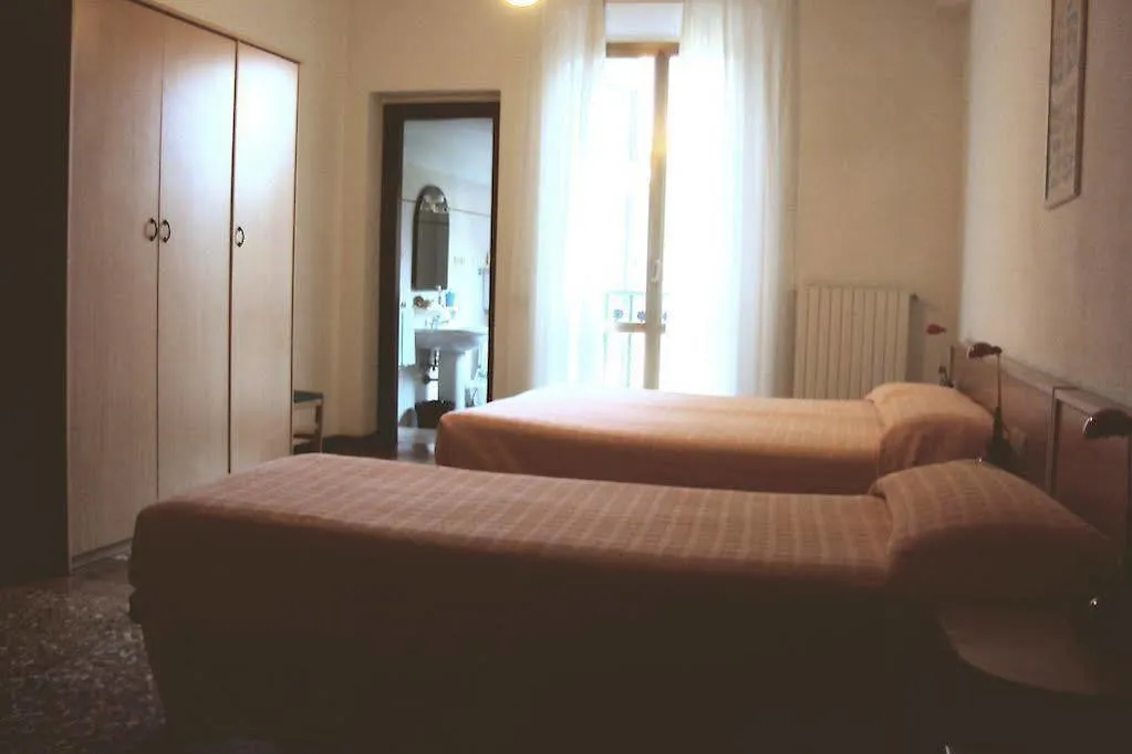 Albergo San Vitale Bologna 0*,